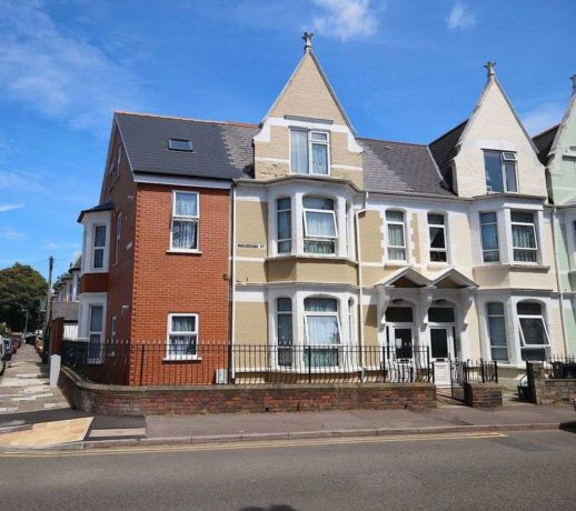 1 Bedroom Flat